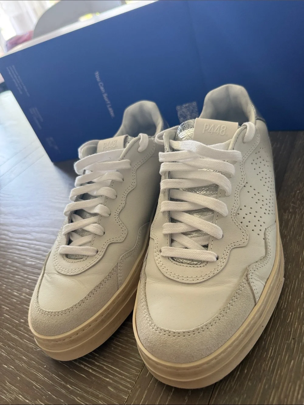 P448 Bali Platform sneaker Metallico women’s size 40 excellent considering